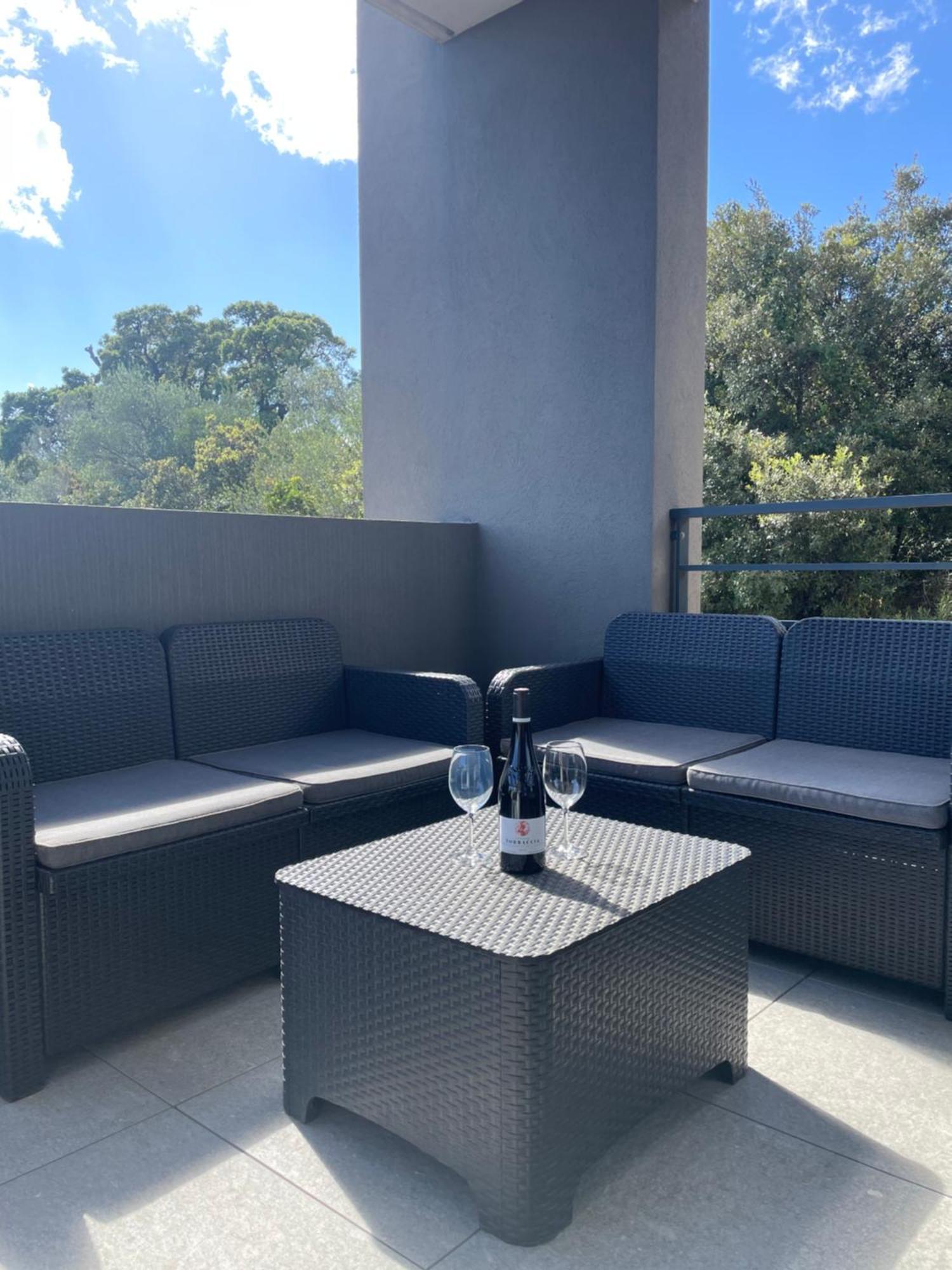 Bel Appartement Spacieux A Porto-Vecchio, 10Min A Pieds Du Centre Ville Экстерьер фото